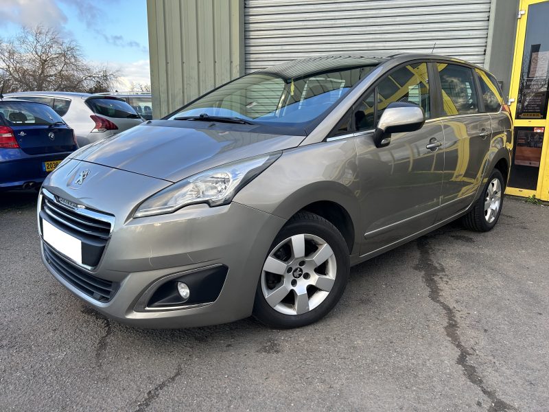 PEUGEOT 5008 ph2 1.6 HDI 120cv