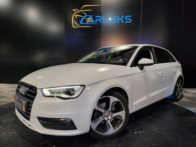 AUDI A3 Sportback 1.2 TFSI Siegs chauufant / CLIM BI-ZONE / Entretien complet AUDI