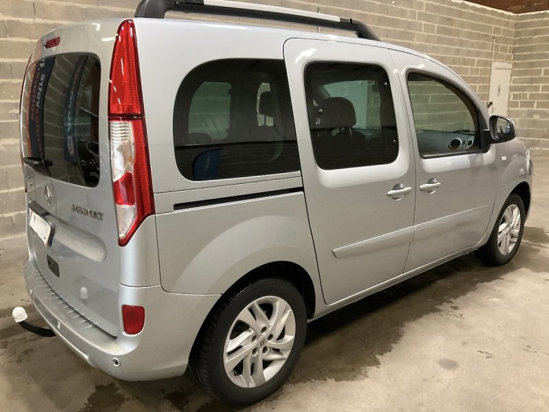 RENAULT KANGOO II PHASE 2 1.5 DCI 95 Cv 1ERE MAIN / 5 PLACES GPS ATTELAGE BLUETOOTH - GARANTIE 1 AN