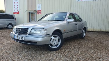 MERCEDES C 180  1.8 i 122 ch ( W202 ) ELEGANCE BA