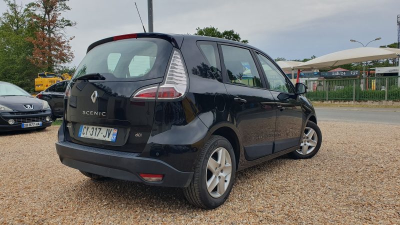 RENAULT SCENIC 1.5 dCi 110 ch EXPRESSION
