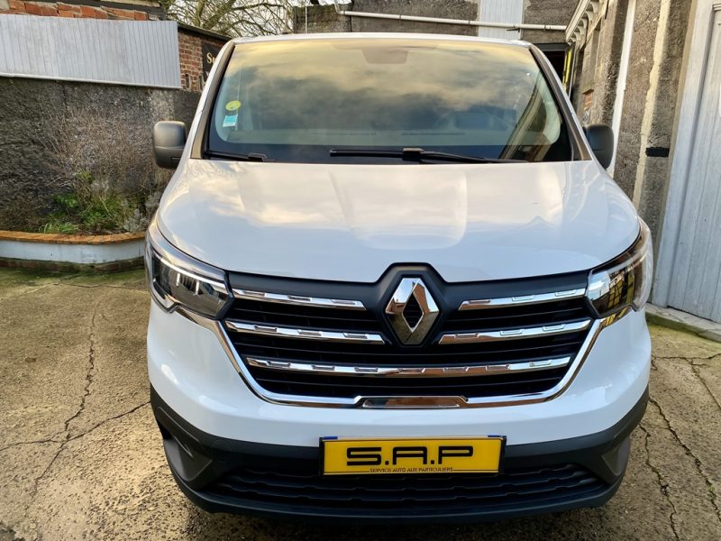 RENAULT TRAFIC III Camionnette 2023