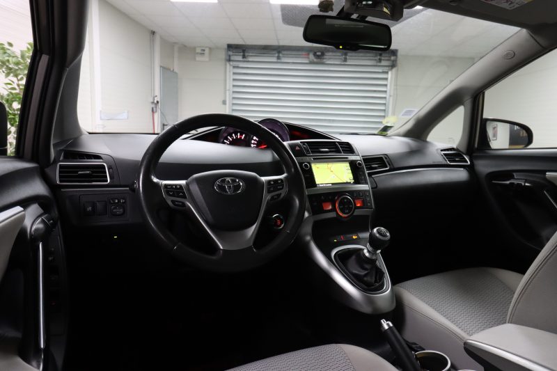 TOYOTA VERSO 2015