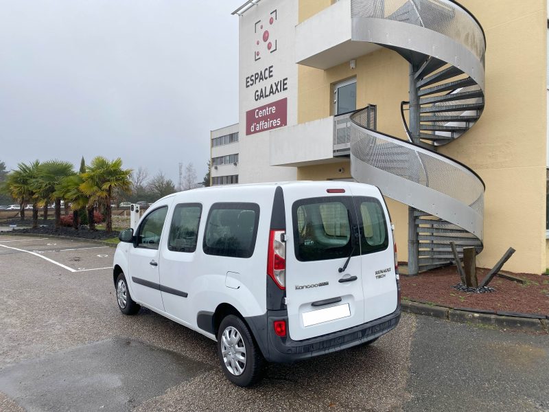 RENAULT Kangoo Cab approfondie 5 places 2013