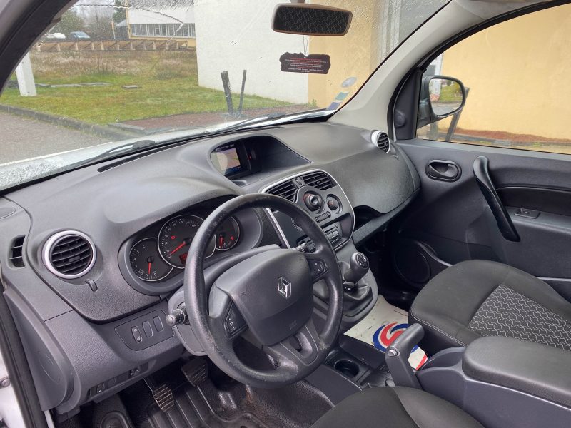 RENAULT Kangoo Cab approfondie 5 places 2013