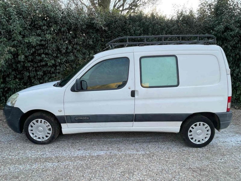 CITROEN BERLINGO / BERLINGO FIRST Camionnette/Monospace 2006 1.4 bivalent 65cv