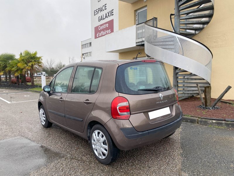 RENAULT MODUS 1.2L 75 CV