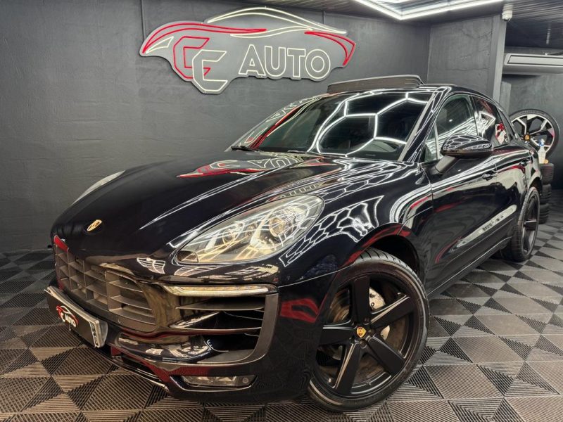 PORSCHE MACAN 2015