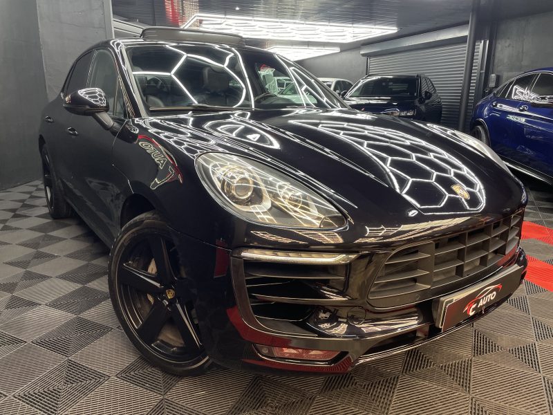 PORSCHE MACAN 2015