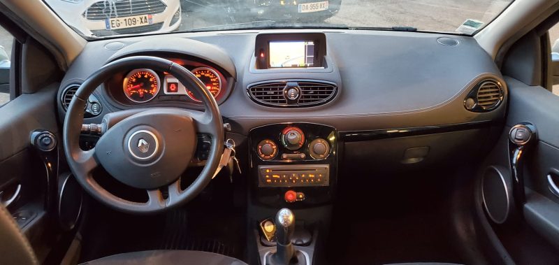 Renault Clio III 1.2l Tce 103cv Night & Day Tomtom, *Crit'Air1*