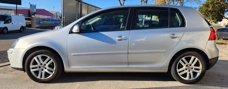 VOLKSWAGEN GOLF V 1.9 TDI 105cv.