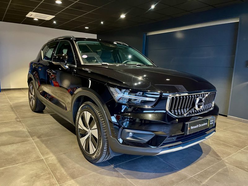 VOLVO XC40 2021