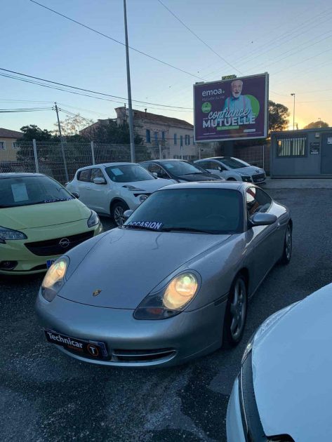 PORSCHE 911 3.4 Carrera 4 3387cm3 301cv