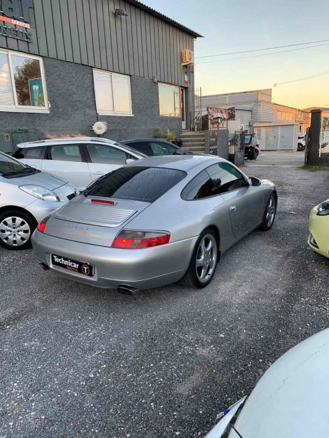 PORSCHE 911 3.4 Carrera 4 3387cm3 301cv