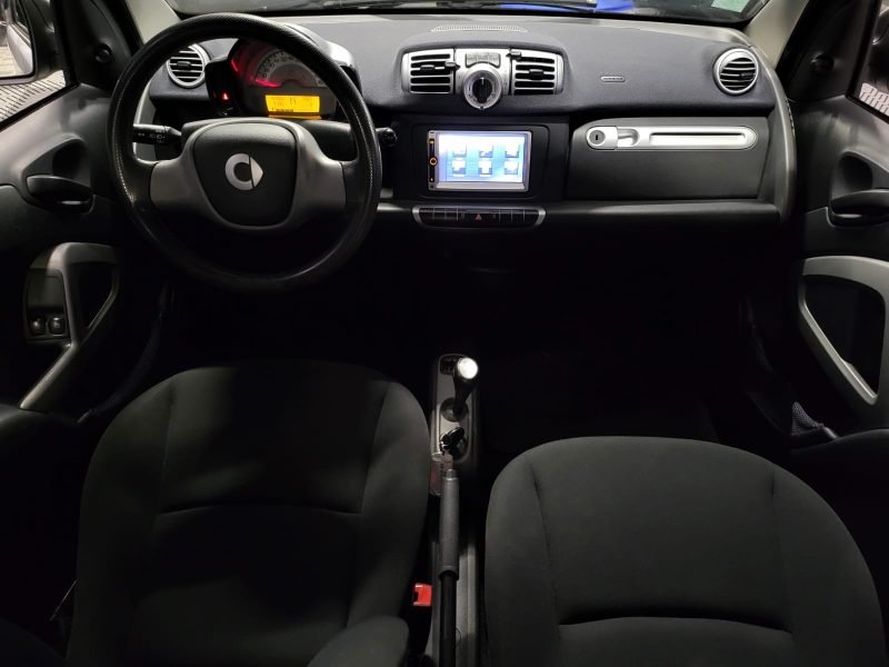 SMART FORTWO Coupé 2014 1.0 61cv BOITE SEQUENTIELLE / CLIM / GPS TACTIL / BLUETOOTH MUSIC TEL