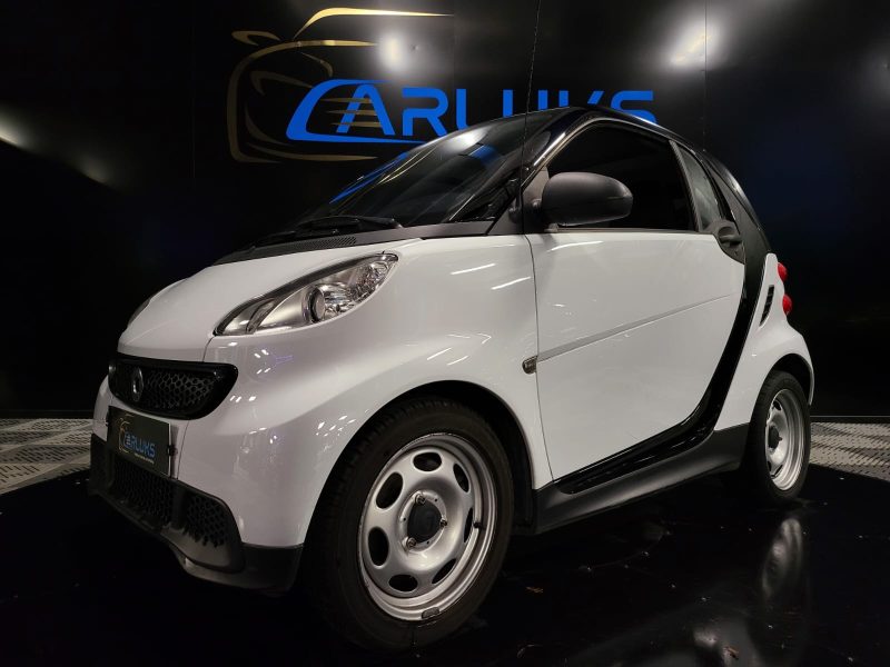 SMART FORTWO Coupé 2014 1.0 61cv BOITE SEQUENTIELLE / CLIM / GPS TACTIL / BLUETOOTH MUSIC TEL