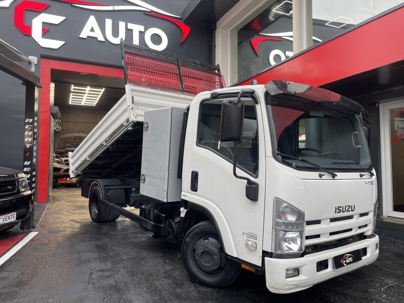 ISUZU N35  2013