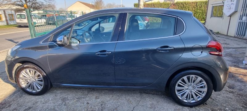 PEUGEOT 208   1.2 ALLURE 82cv