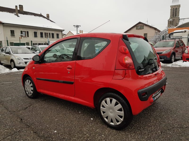 PEUGEOT 107 1.0i 68CV TRENDY 3P