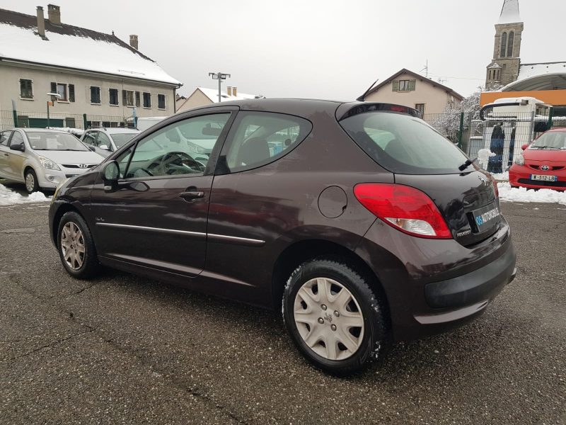 PEUGEOT 207 1.4i 75CV URBAN MOVE