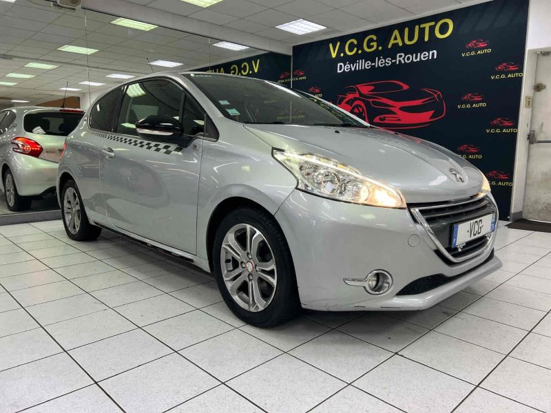 PEUGEOT 208 1.2 VTI 82cv