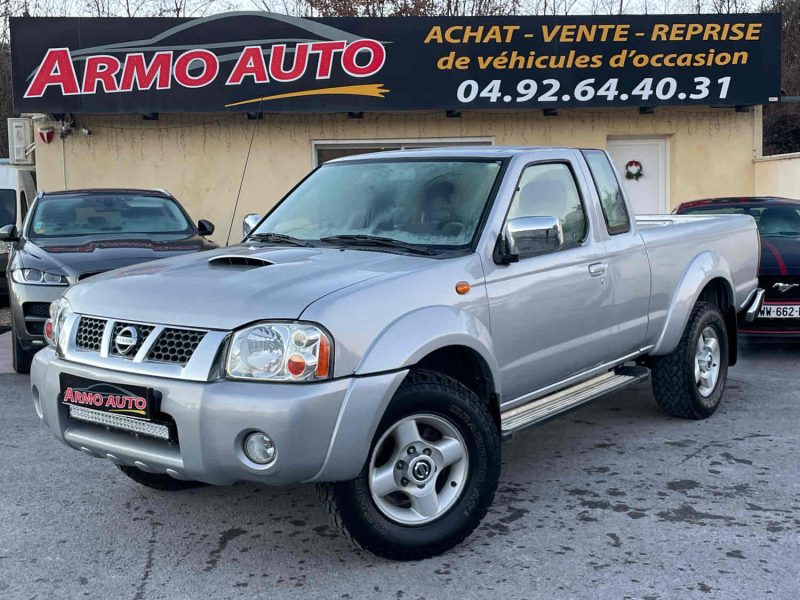 NISSAN NAVARA 2005