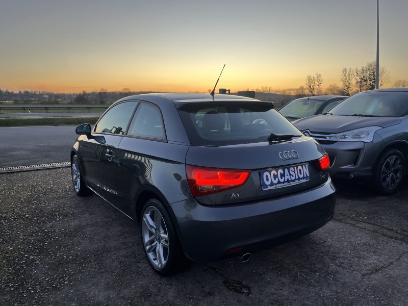 AUDI A1 2011