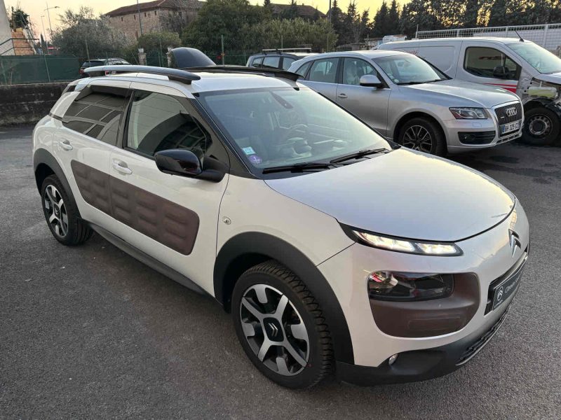 CITROEN C4 CACTUS toit panoramique