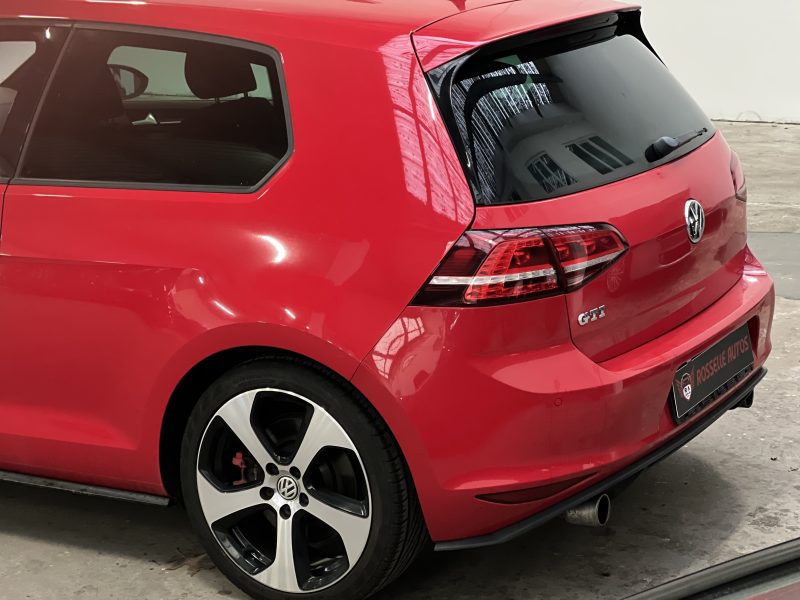 VOLKSWAGEN GOLF VII GTI PERFORMANCE 230CH