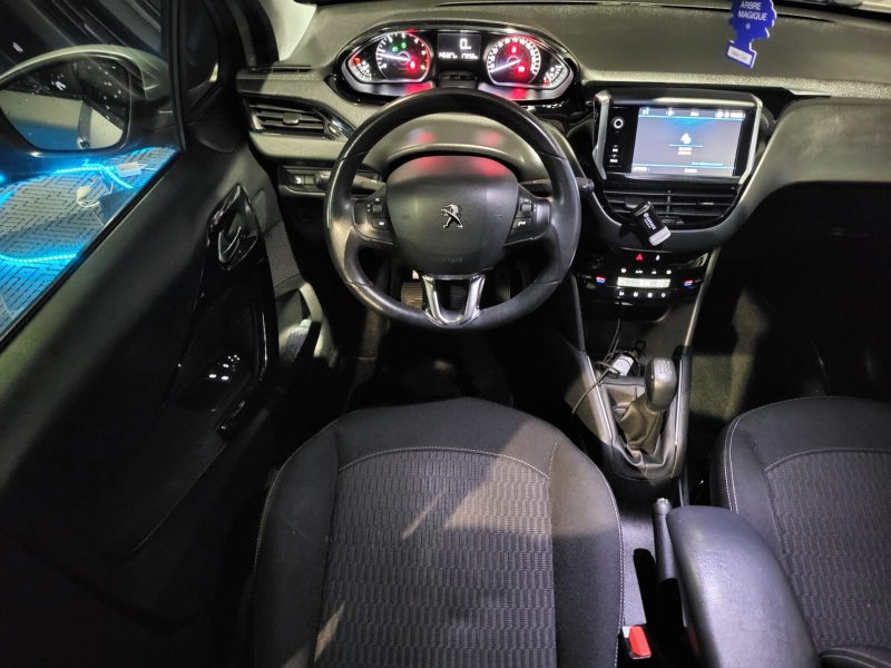 PEUGEOT 208 1.6 BlueHDi 75cv Allure Business / APPLE CARPLAY/ANDROID AUTO/RADAR-AR