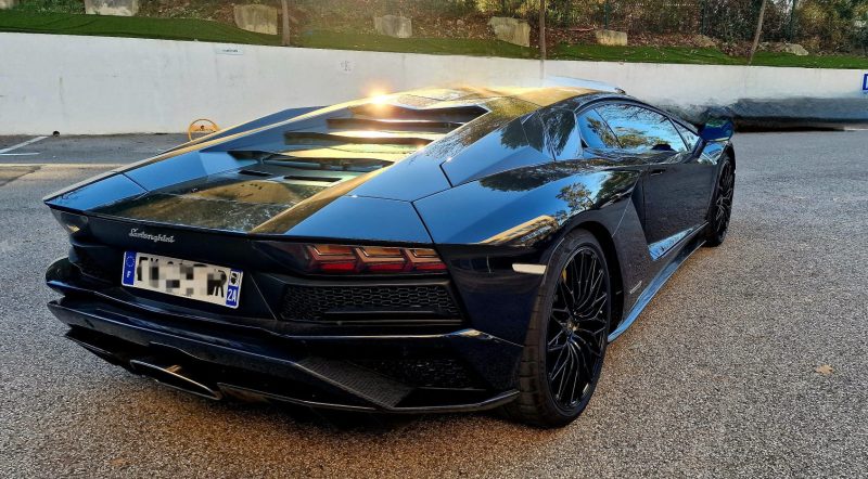 LAMBORGHINI AVENTADOR Coupé 2018