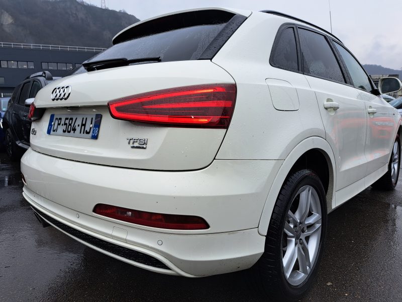 AUDI Q3 2012