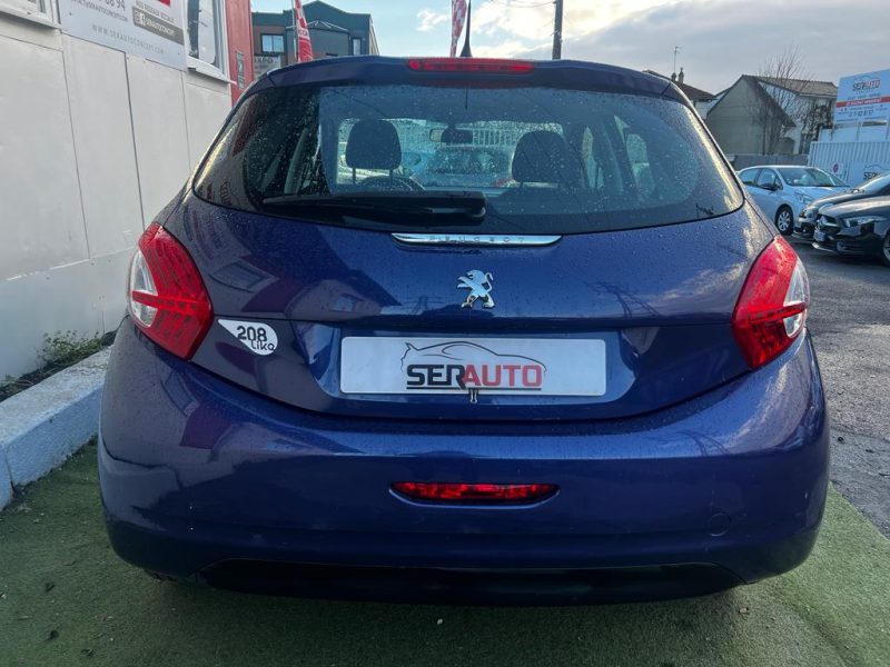 PEUGEOT 208 2014