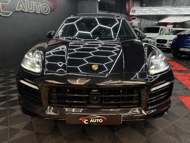 PORSCHE CAYENNE 2021