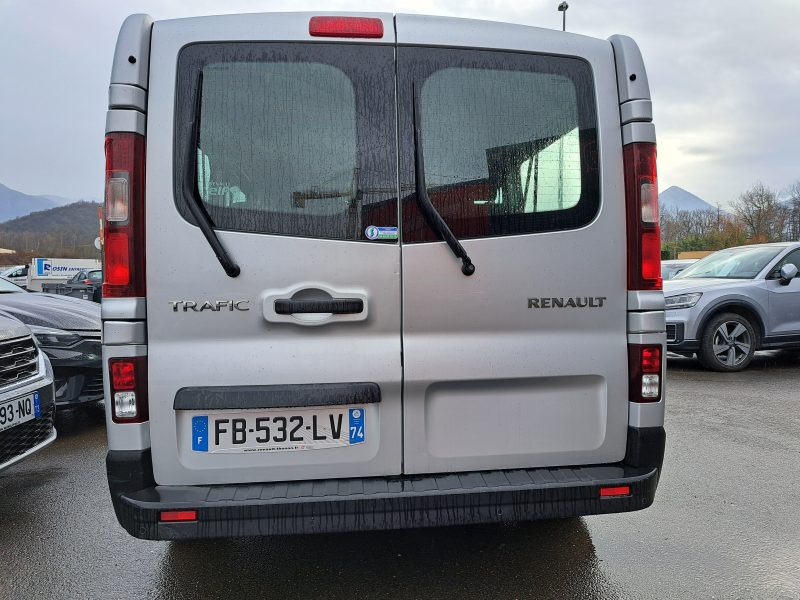 RENAULT TRAFIC III Autobus/Autocar 2018