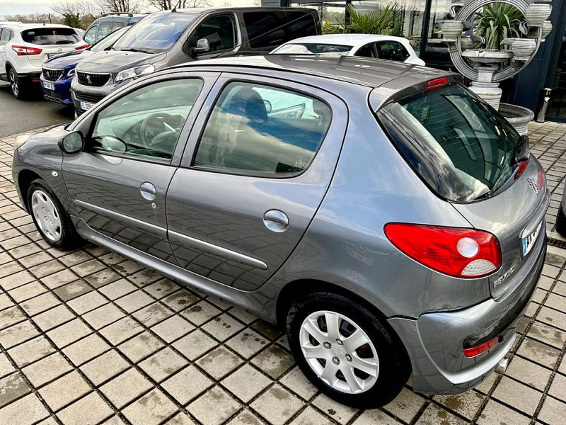 PEUGEOT 206+ 1.4E 75CH TRENDY