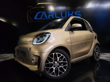 SMART FORTWO Coupé EQ POWER 82cv / TOIT PANO / SIEGES CHAUFFANTS / CAMERA