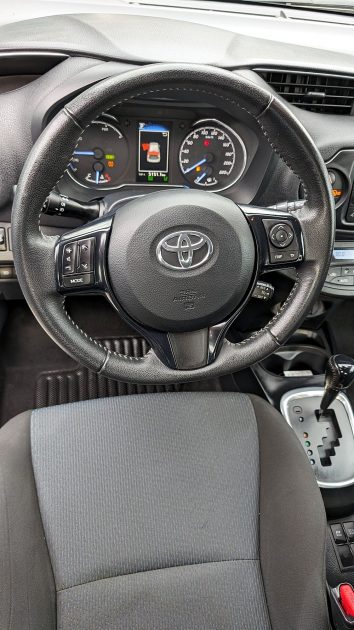 TOYOTA YARIS 2019