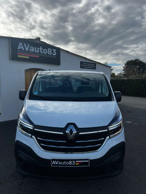 RENAULT TRAFIC III  2021