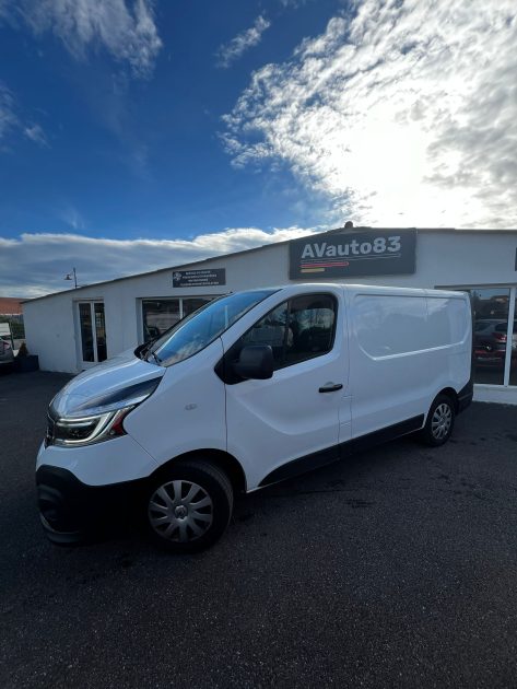 RENAULT TRAFIC III  2021