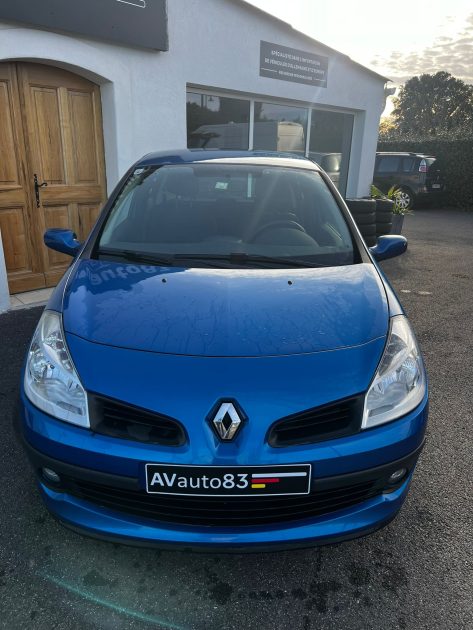 RENAULT CLIO  2005