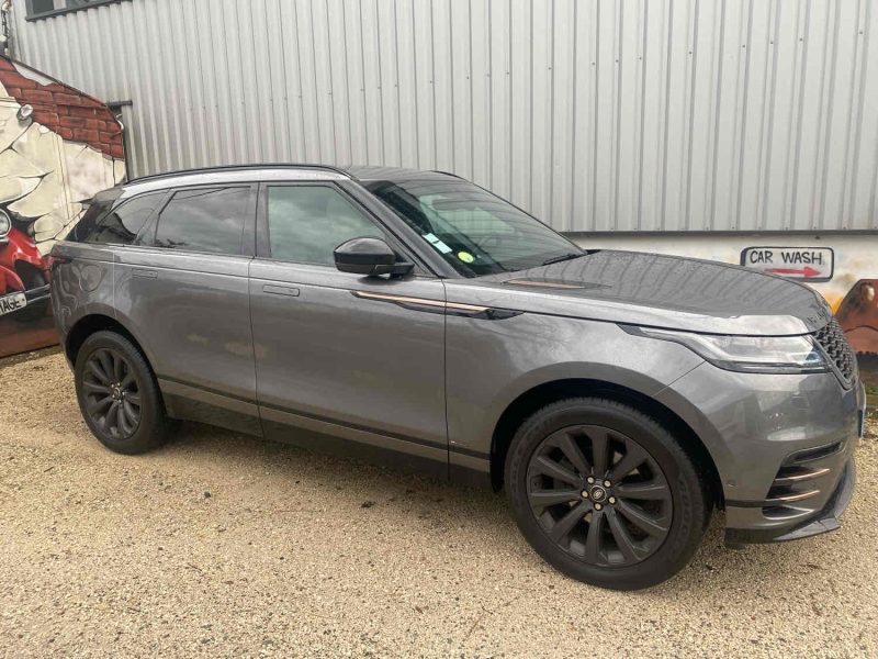 LAND ROVER RANGE ROVER VELAR 2.0 D240 SE R DYNAMIQUE 4x4 TOIT PANO SIEGE MASSANT HIFI MERIDIAN