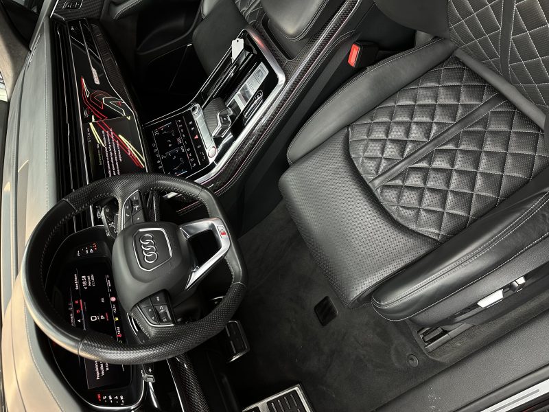 AUDI SQ8 2020