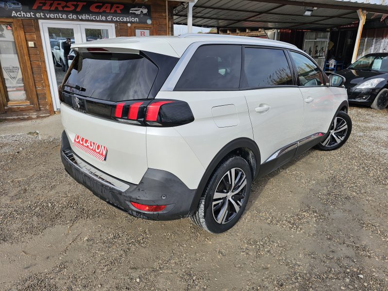 PEUGEOT 5008 1.6 HDI 120 CH BOITE AUTO 7 PLACES 