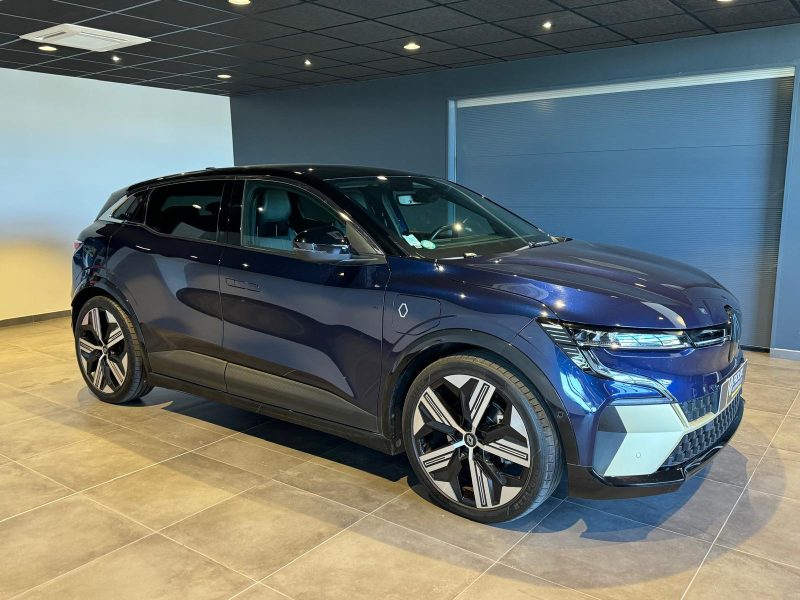 RENAULT MEGANE E-TECH 2022