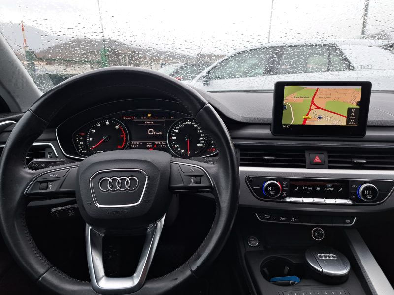 AUDI A4  2016