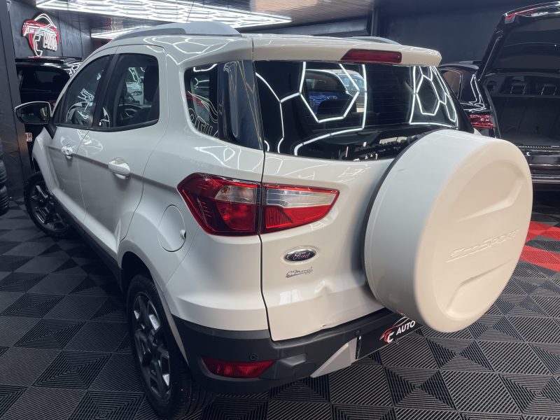 FORD ECOSPORT 2015