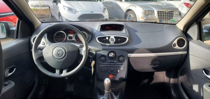 Renault Clio III 1.2l Tce 103cv Expression clim, *Crit'Air1*, *Idéale jeune conducteur*