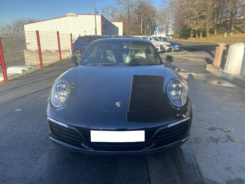 PORSCHE 911 2018