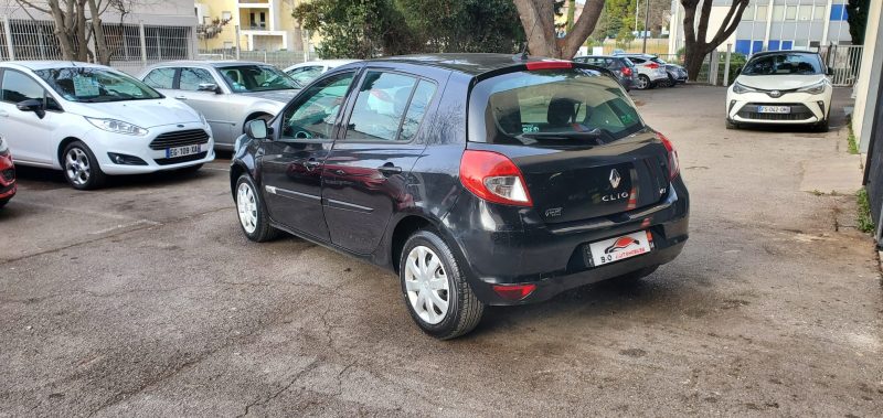 Renault Clio III 1.5l Dci 75cv Tomtom phase 2, *Idéale jeune conducteur